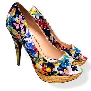 Apt 9 Beignet Floral NWOT Heels
